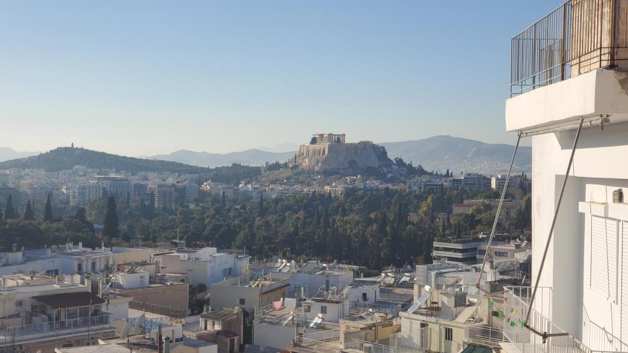 Sakura Hut Opposite The Panathenaic Stadium Exterior photo